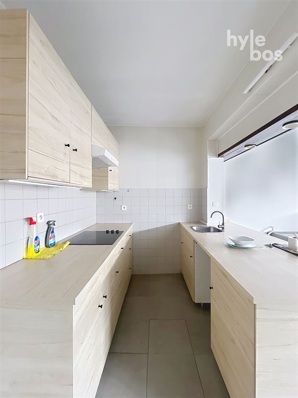 Foto 9 : Appartement te 9100 SINT-NIKLAAS (België) - Prijs € 215.000
