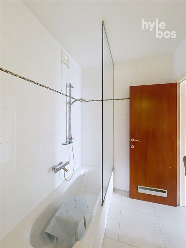 Foto 10 : Appartement te 9100 SINT-NIKLAAS (België) - Prijs 1.115 €/maand
