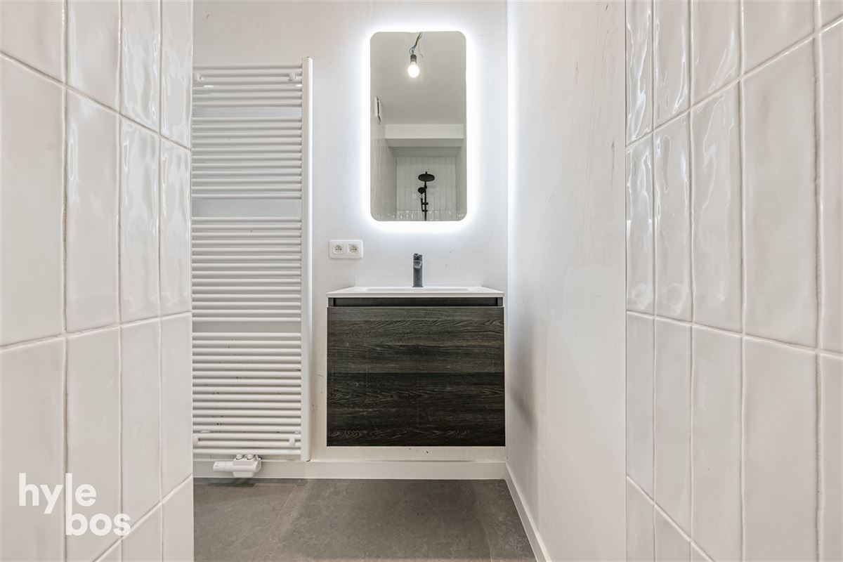 Foto 8 : Appartement te 9100 SINT-NIKLAAS (België) - Prijs € 265.000