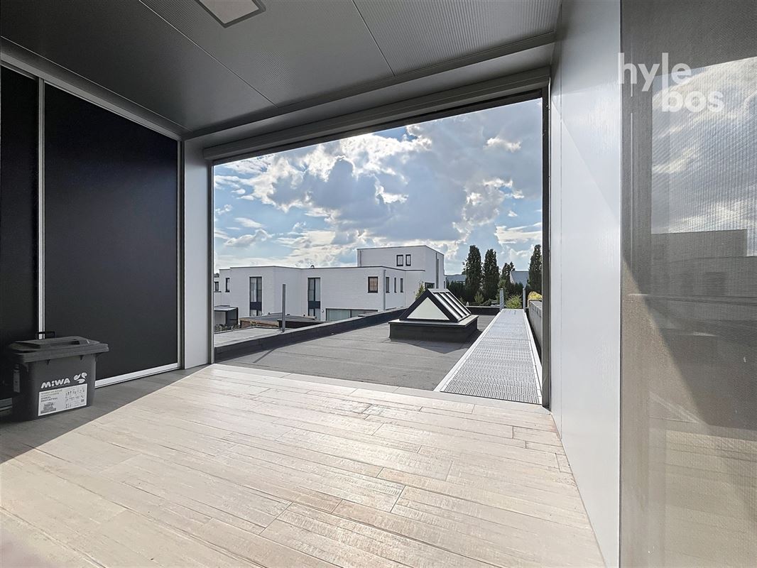 Foto 13 : Burelen te 9100 SINT-NIKLAAS (België) - Prijs 995 €/maand