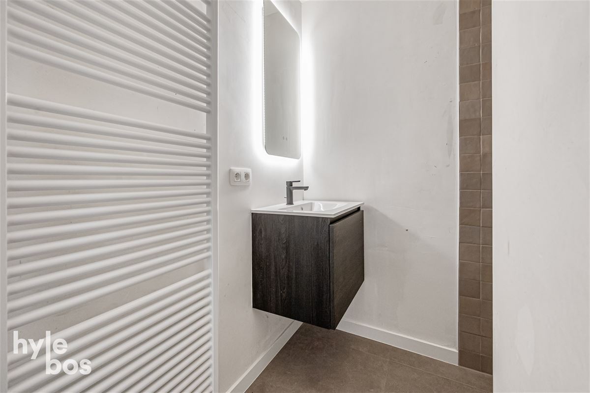 Foto 9 : Appartement te 9100 SINT-NIKLAAS (België) - Prijs 870 €/maand