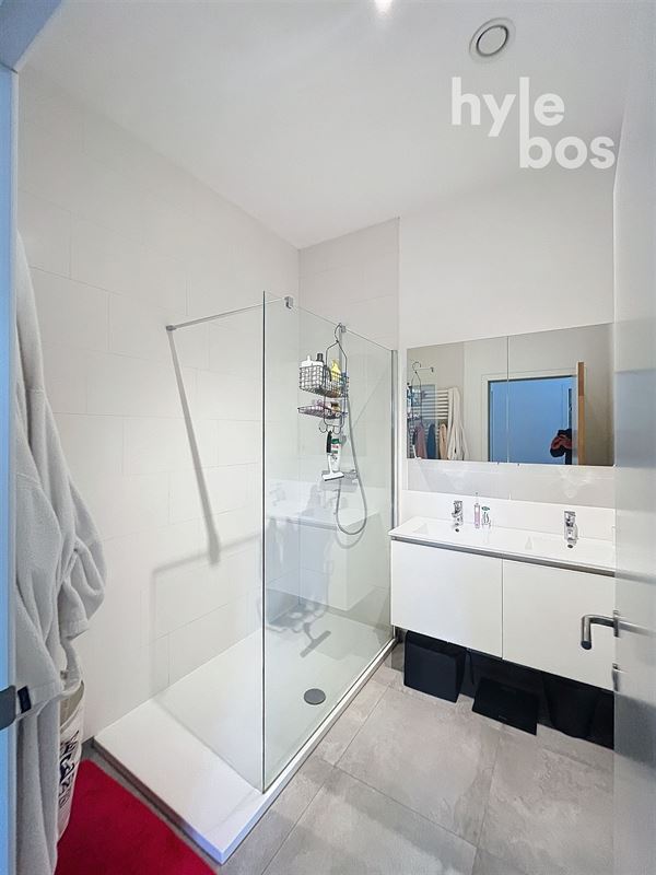 Foto 11 : Appartement te 9100 SINT-NIKLAAS (België) - Prijs 925 €/maand