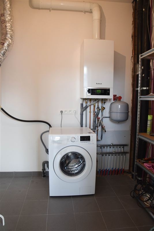 Foto 7 : Appartement te 9100 SINT-NIKLAAS (België) - Prijs 925 €/maand