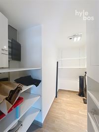 Foto 10 : Burelen te 9100 SINT-NIKLAAS (België) - Prijs 995 €/maand