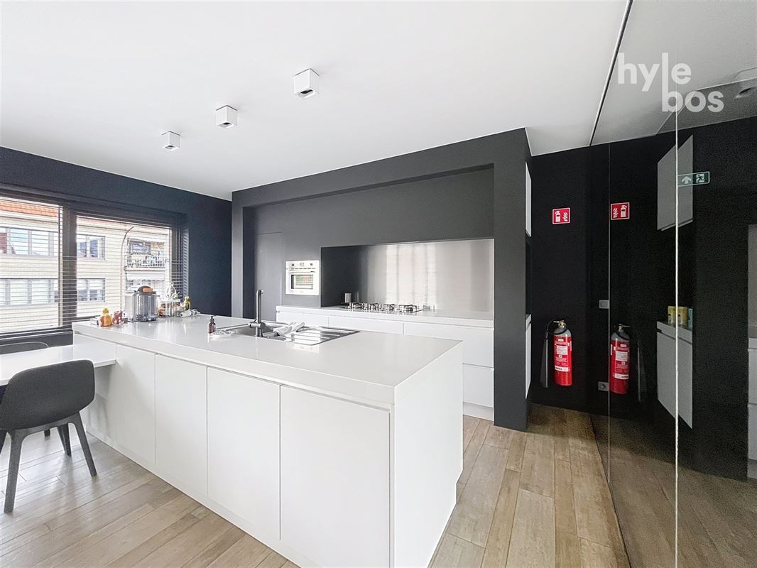 Foto 6 : Burelen te 9100 SINT-NIKLAAS (België) - Prijs 995 €/maand