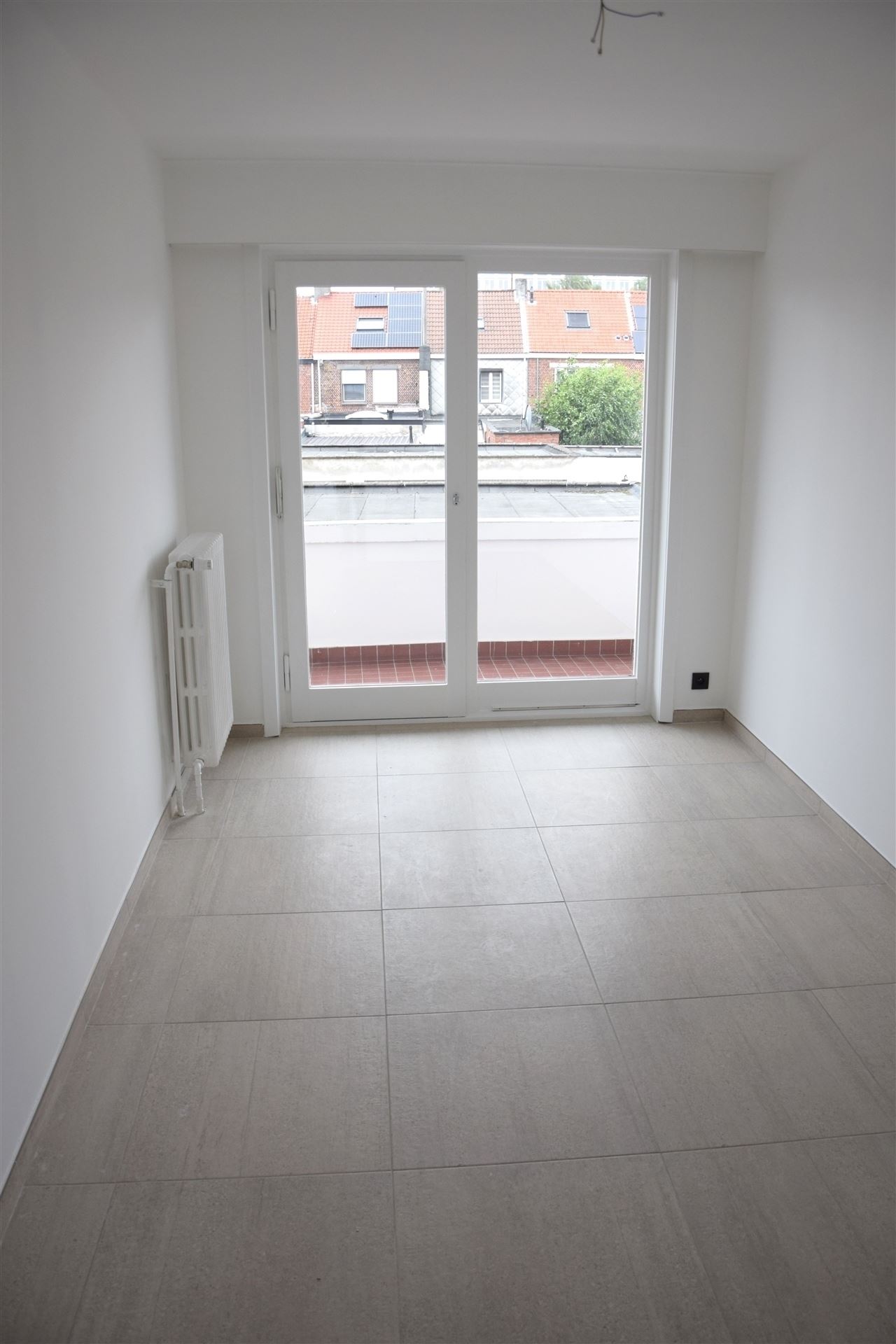 Lichtrijk en modern gerenoveerd appartement