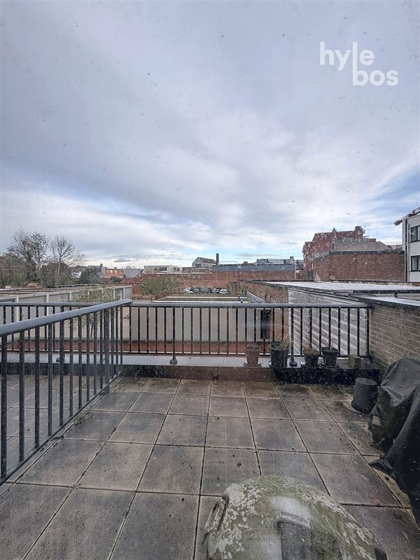 Foto 8 : Appartement te 9100 SINT-NIKLAAS (België) - Prijs € 700