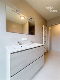 Foto 13 : Appartement te 9100 SINT-NIKLAAS (België) - Prijs &euro; 910