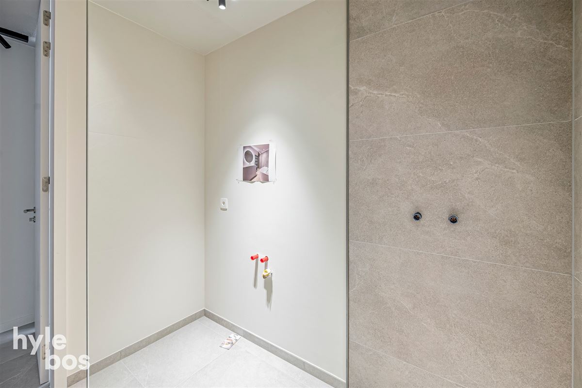 Foto 12 : Appartement te 9100 SINT-NIKLAAS (België) - Prijs &euro; 499.000