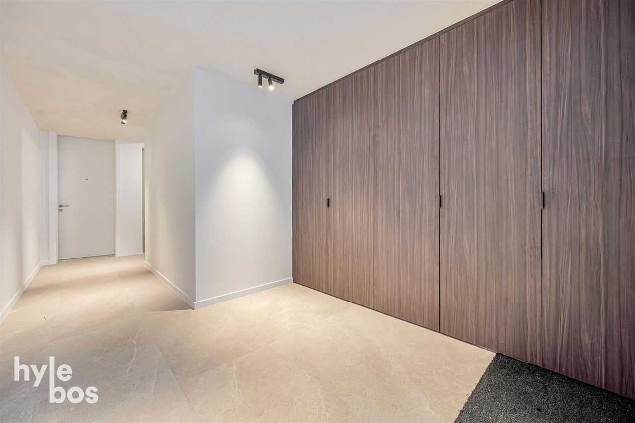 Luxueus energiezuinig penthouse met dakterras in centrum