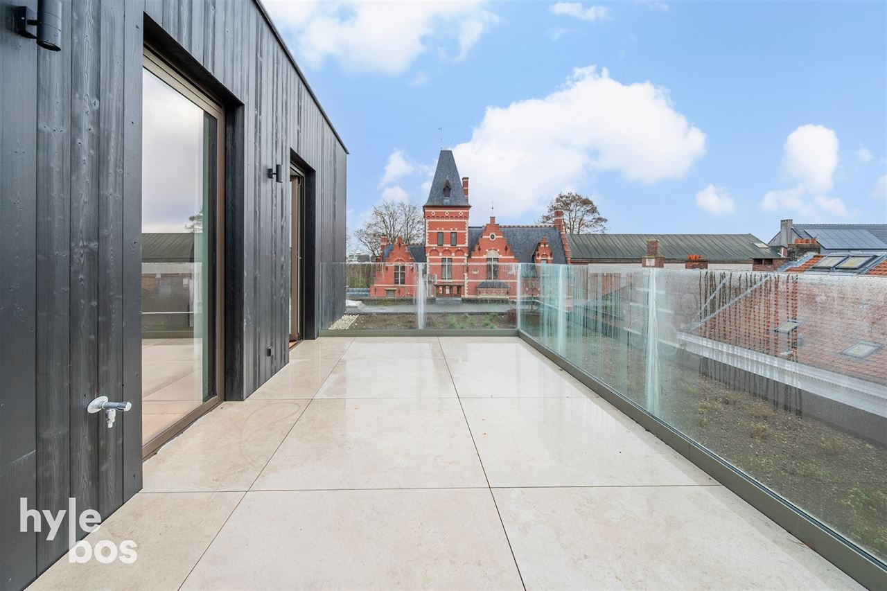 Luxueus energiezuinig penthouse met dakterras in centrum