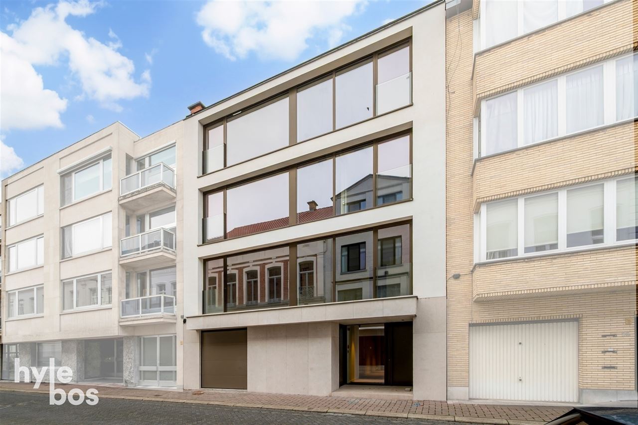Luxueus energiezuinig penthouse met dakterras in centrum
