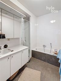 Foto 9 : Appartement te 9100 SINT-NIKLAAS (België) - Prijs 1.350 €/maand