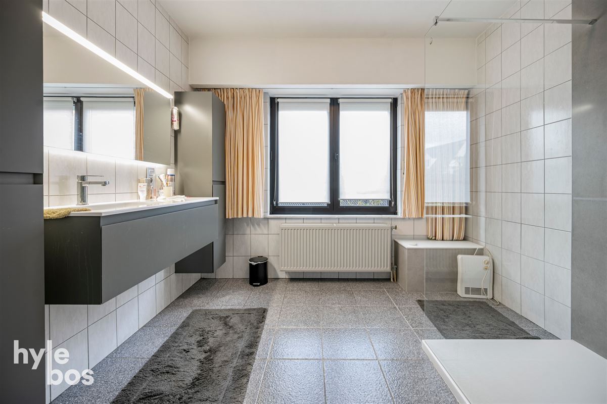 Foto 13 : Huis te 9140 TIELRODE (België) - Prijs &euro; 1.700