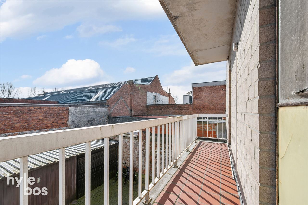 Ruim en centraal gelegen appartement met garage