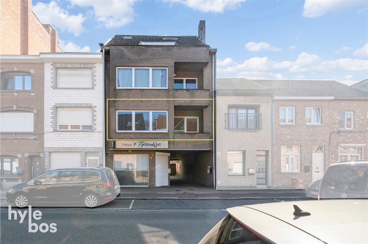 Ruim en centraal gelegen appartement met garage