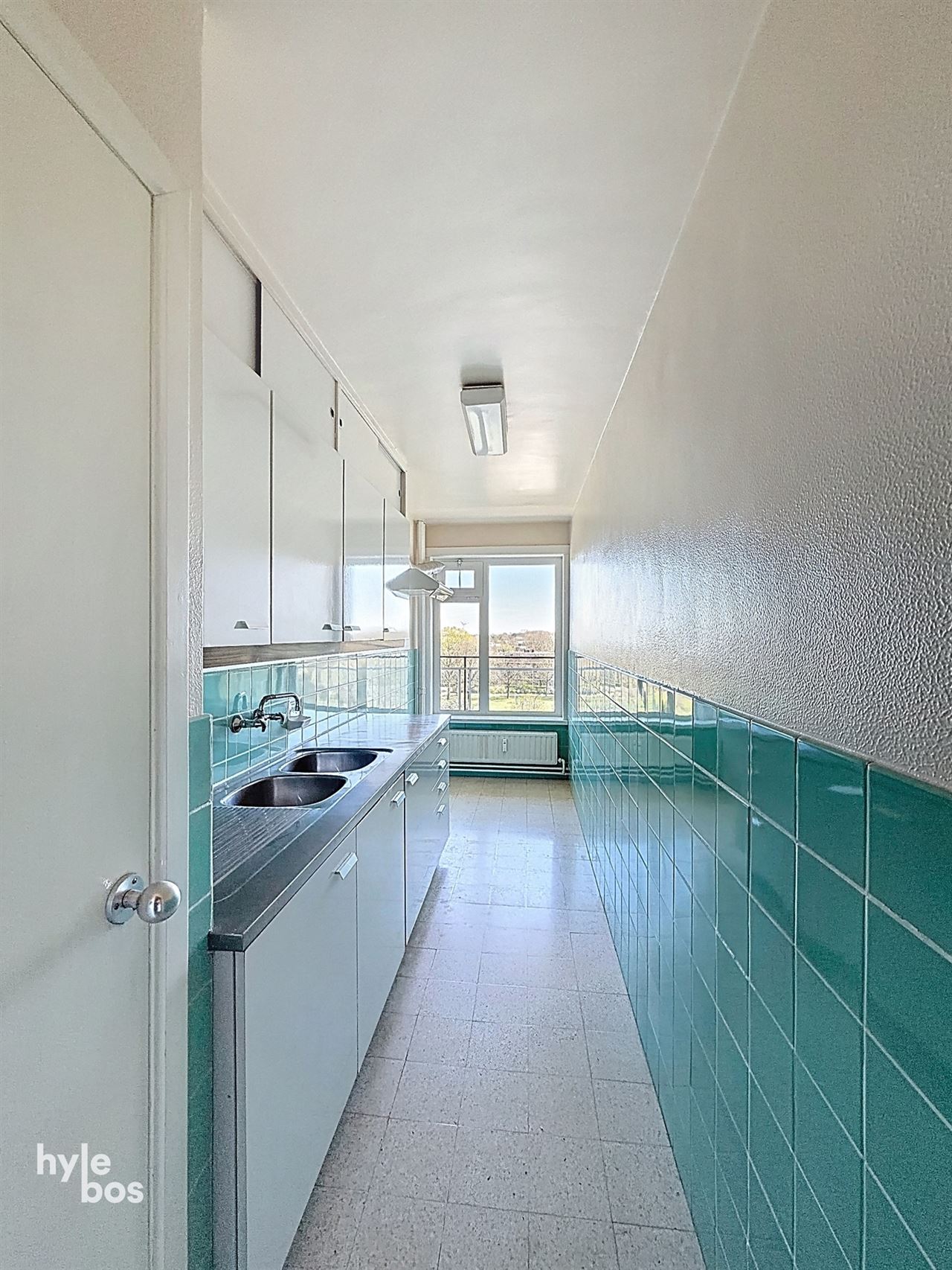 Nabij Waasland Shoppincenter gelegen appartement