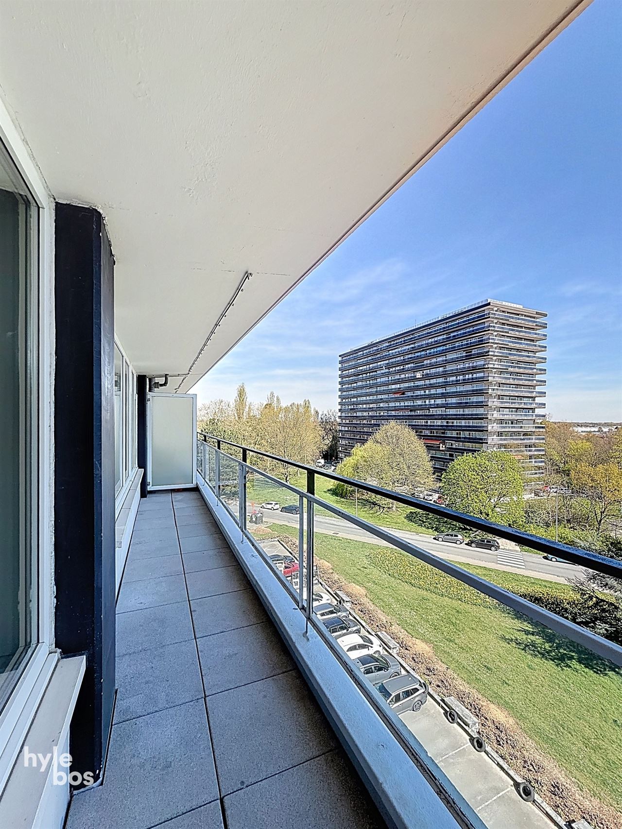Nabij Waasland Shoppincenter gelegen appartement