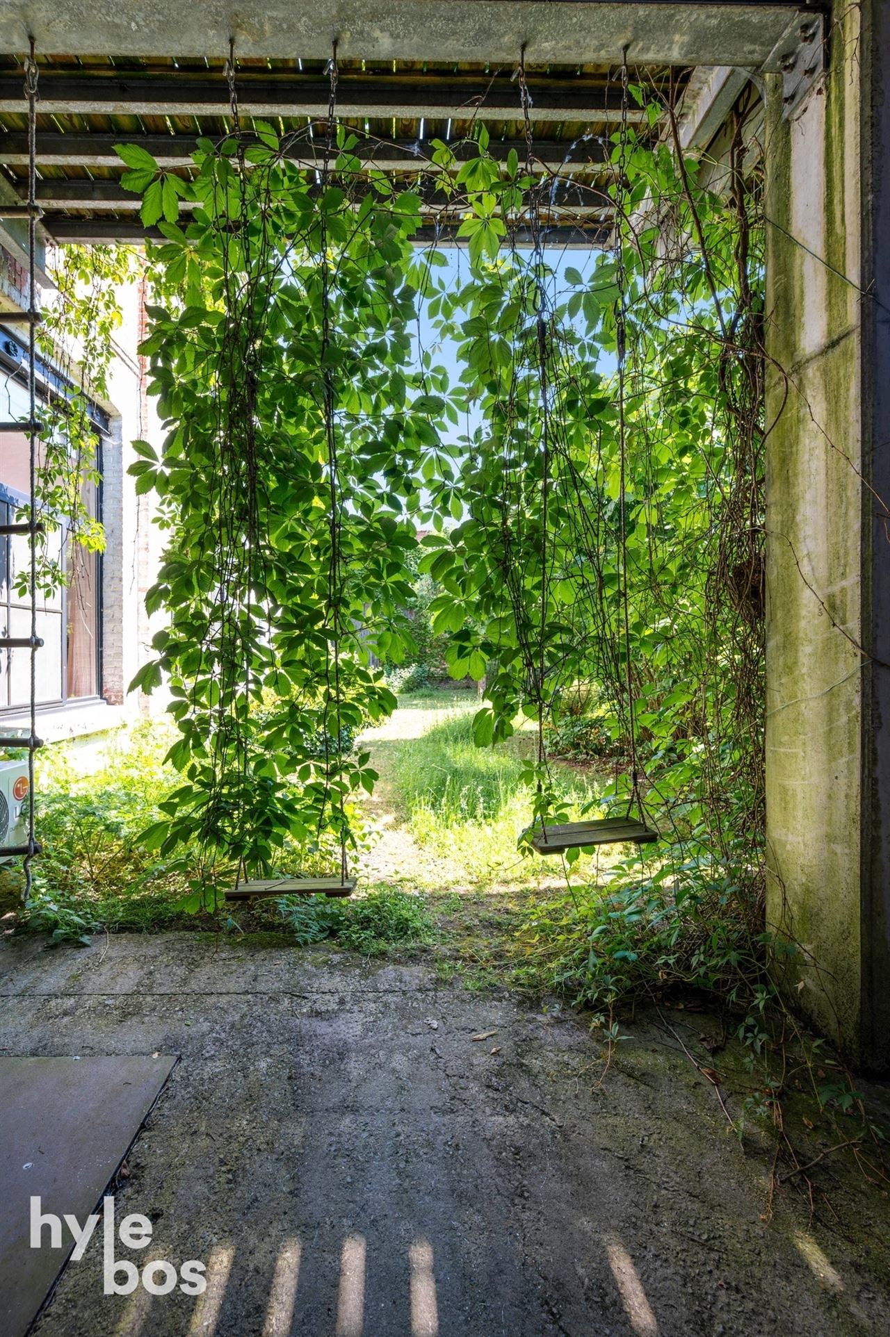 Uniek open woonconcept met mooie tuin