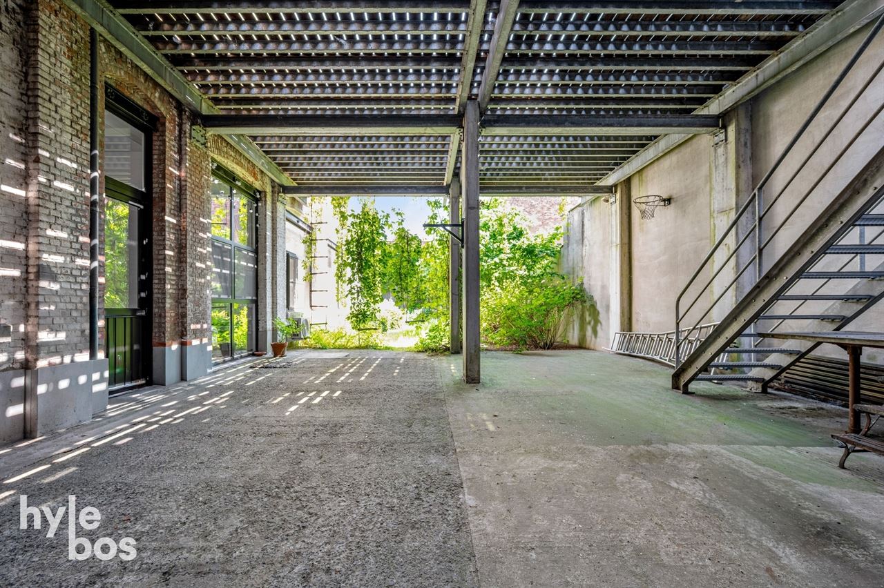 Uniek open woonconcept met mooie tuin