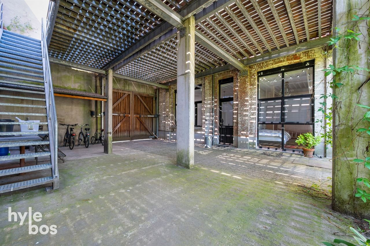 Uniek open woonconcept met mooie tuin