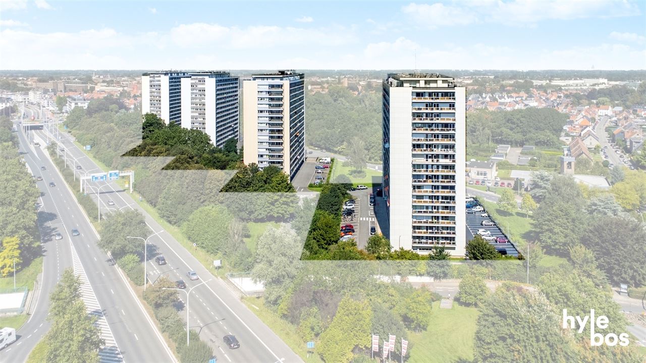 Ruim instapklaar 2 slaapkamer appartement met garage