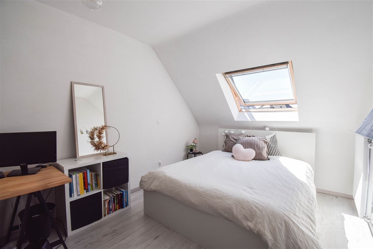 Aan de rand van de stad, rustig gelegen duplex