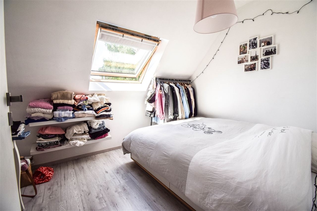 Aan de rand van de stad, rustig gelegen duplex