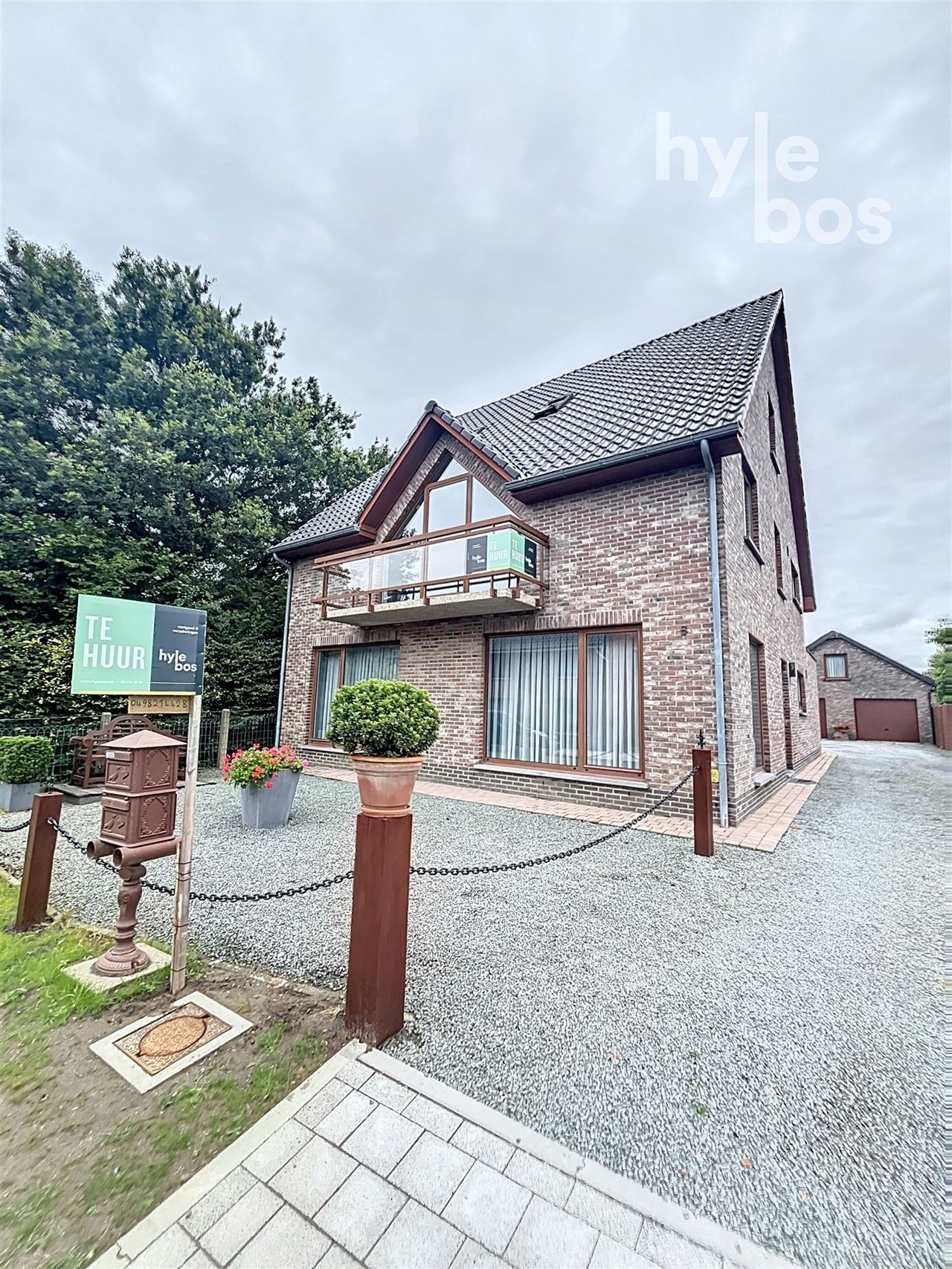 Ruim, instapklaar duplex appartement met garage