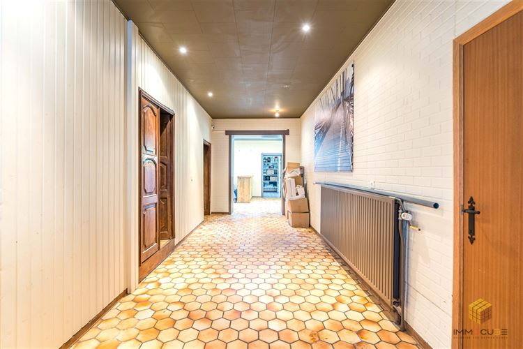 Image 3 : Rez-de-chaussée commerciaux à 4300 WAREMME (Belgique) - Prix 232.000 €