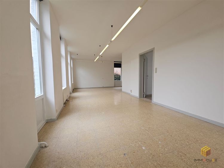 Image 2 : Bureaux à 4300 WAREMME (Belgique) - Prix 550 €
