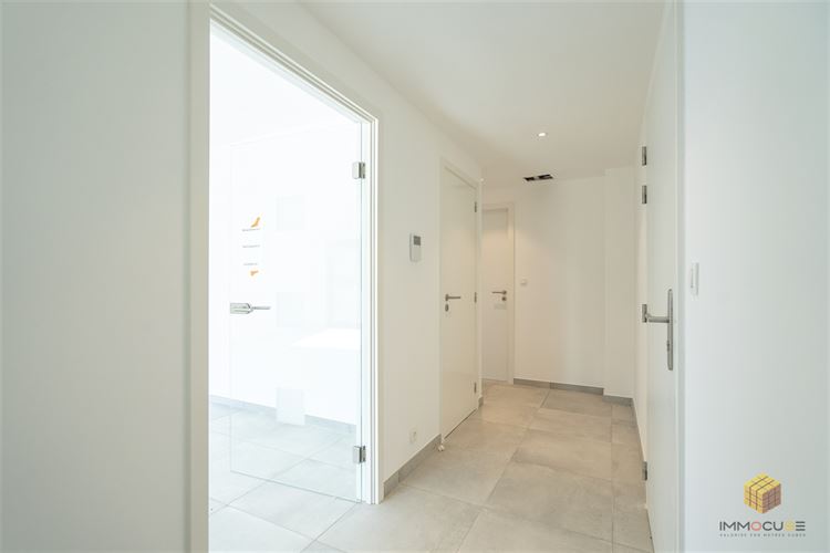 Image 8 : Appartement à 4300 WAREMME (Belgique) - Prix 990 €
