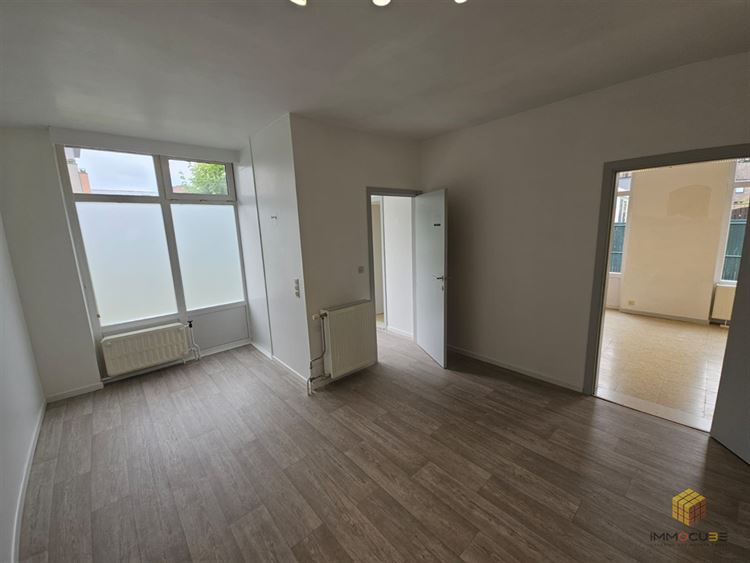 Image 7 : Bureaux à 4300 WAREMME (Belgique) - Prix 550 €