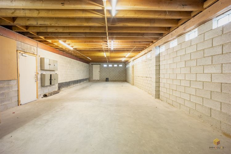Image 8 : Entrepôts à 4317 FAIMES (Belgique) - Prix 950 €