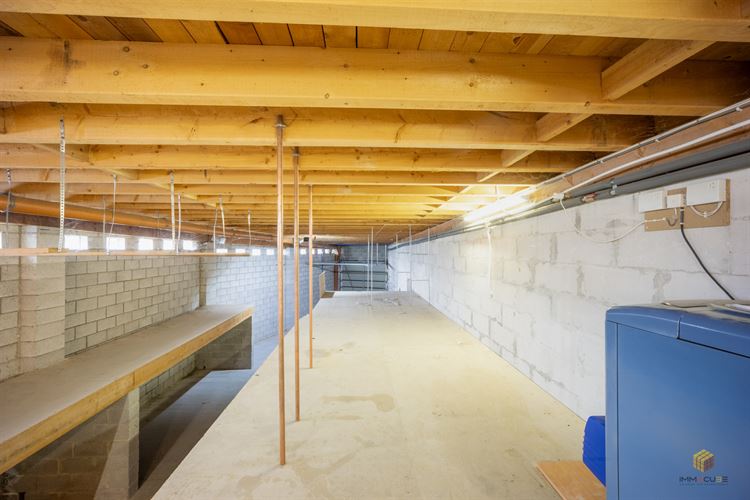 Image 12 : Entrepôts à 4317 FAIMES (Belgique) - Prix 950 €