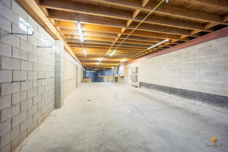 Image 11 : Entrepôts à 4317 FAIMES (Belgique) - Prix 950 €