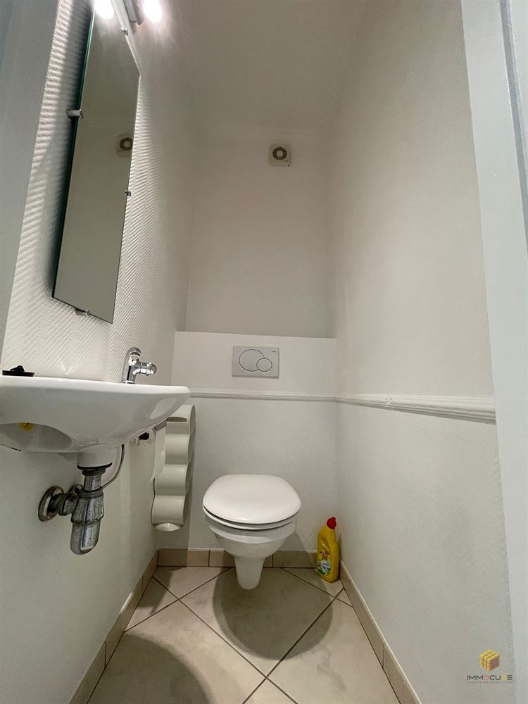 Image 22 : Appartement à 4300 WAREMME (Belgique) - Prix 950 &euro;