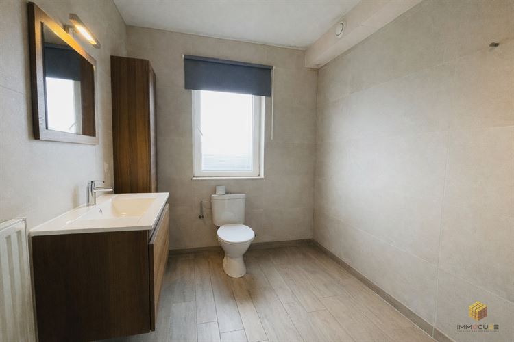 Image 13 : Appartement à 4300 WAREMME (Belgique) - Prix 900 &euro;