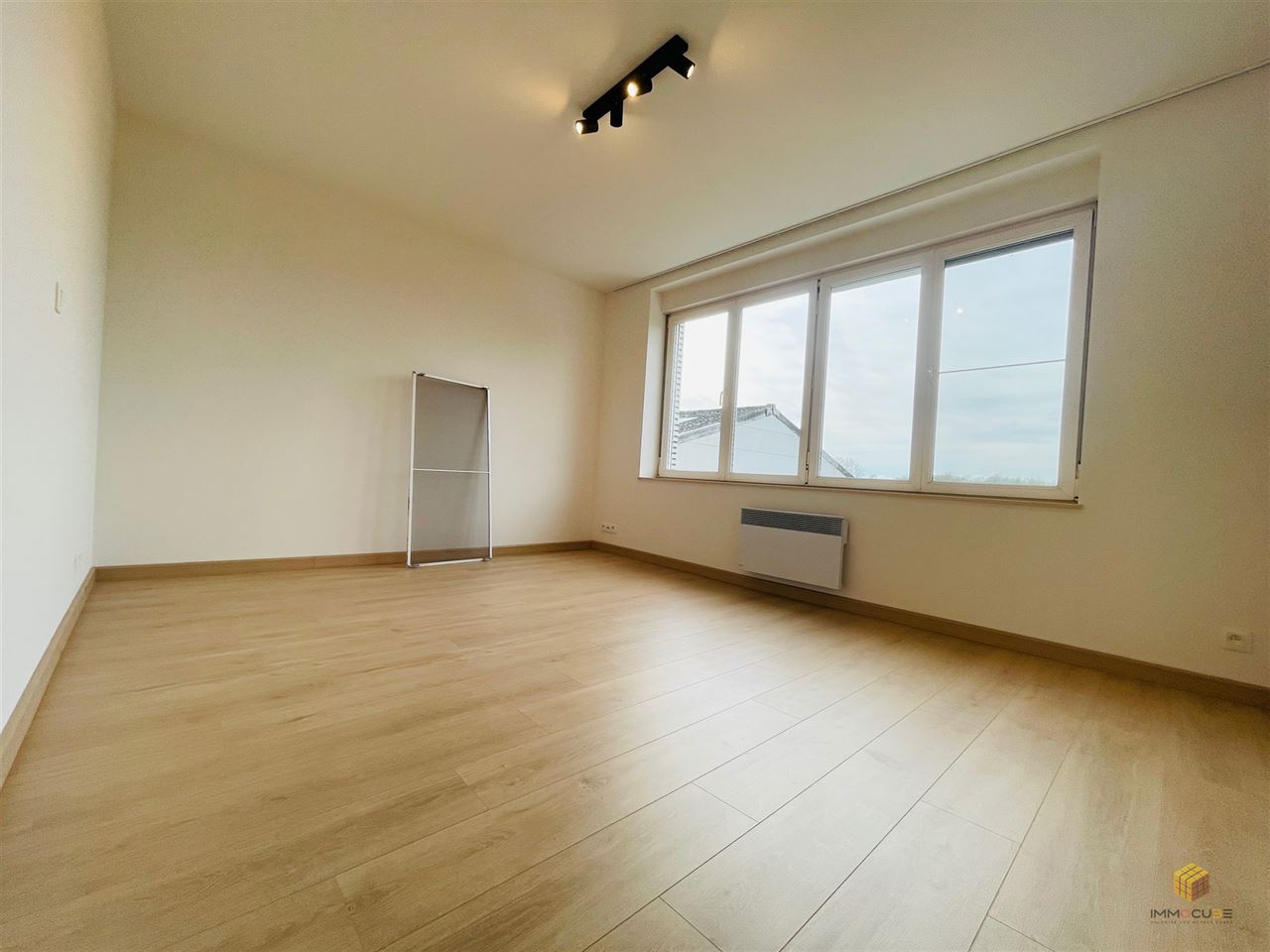 Image 20 : Maison à 4317 FAIMES (Belgique) - Prix 1.050 &euro;