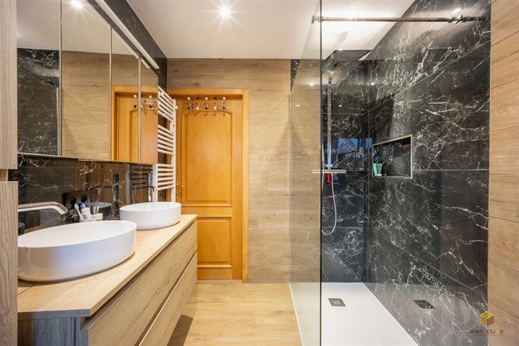 Image 11 : Maison bel étage à 4430 ANS (Belgique) - Prix 305.000 &euro;