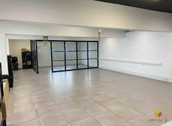 Image 3 : Commerce à 4300 WAREMME (Belgique) - Prix 475.000 &euro;