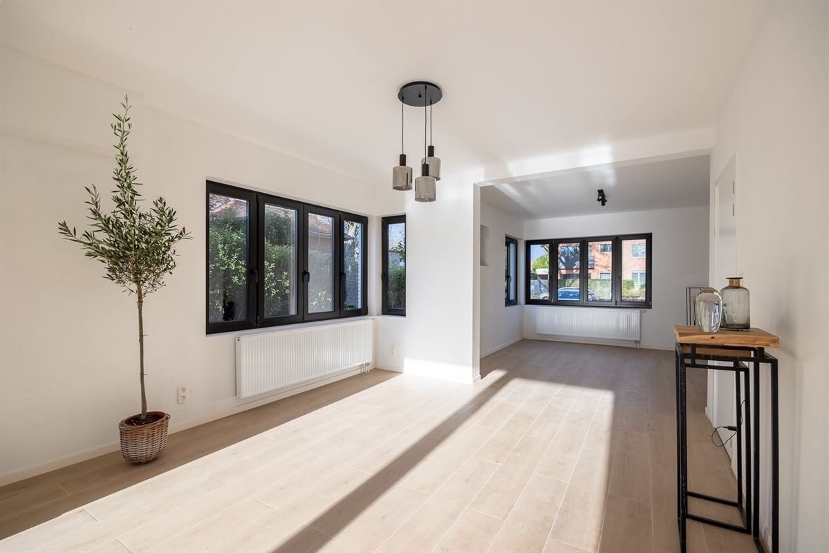 Foto 1 : Huis te 2930 BRASSCHAAT (België) - Prijs € 685.000