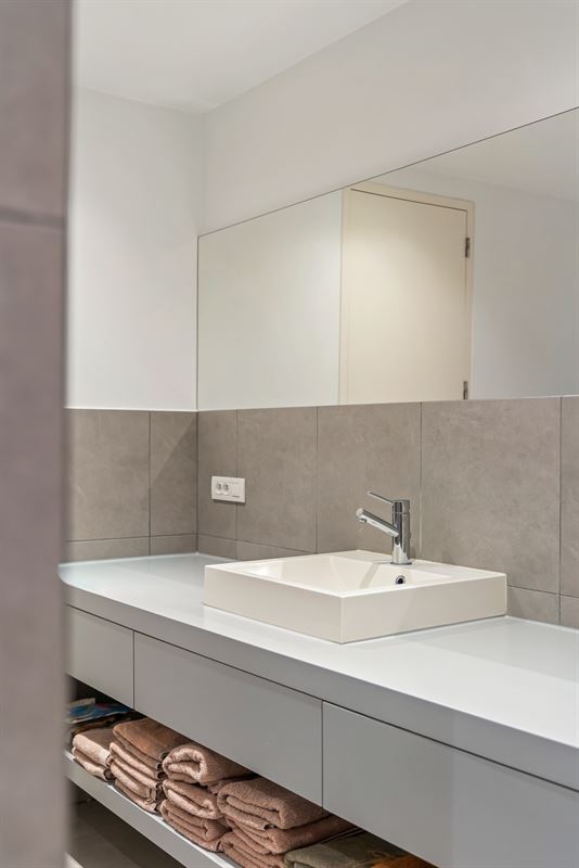 Foto 10 : Burelen te 2180 EKEREN (België) - Prijs € 645.000