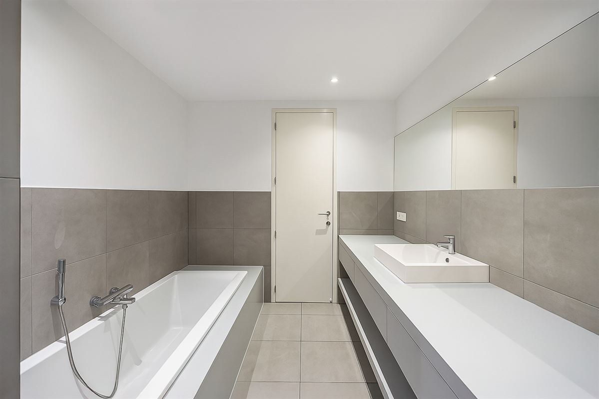 Foto 11 : Huis te 2180 EKEREN (België) - Prijs € 645.000