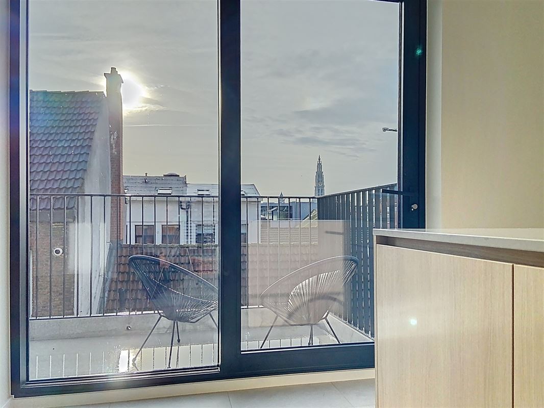 Foto 11 : Duplex/Penthouse te 2000 ANTWERPEN (België) - Prijs &euro; 1.795