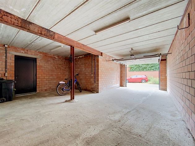 Opslagruimte te 2930 BRASSCHAAT (België) - Prijs &euro; 395