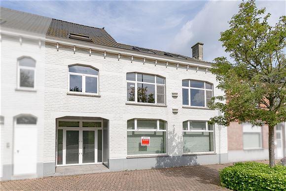 Commercieel gebouw