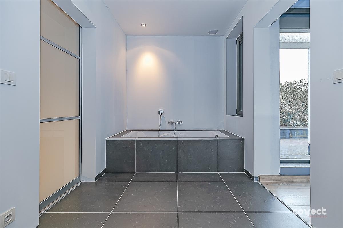 Commercieel gebouw in Ichtegem - foto 10