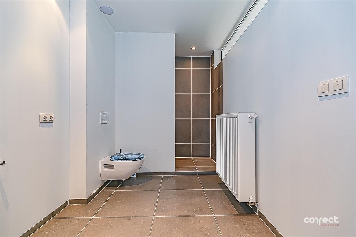 Commercieel gebouw in Ichtegem - foto 11