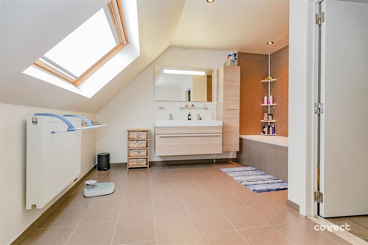 Huis in Eernegem - foto 5
